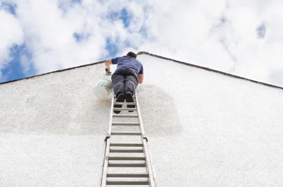 Peinture extérieure à Confort-Meilars — façades et ravalement